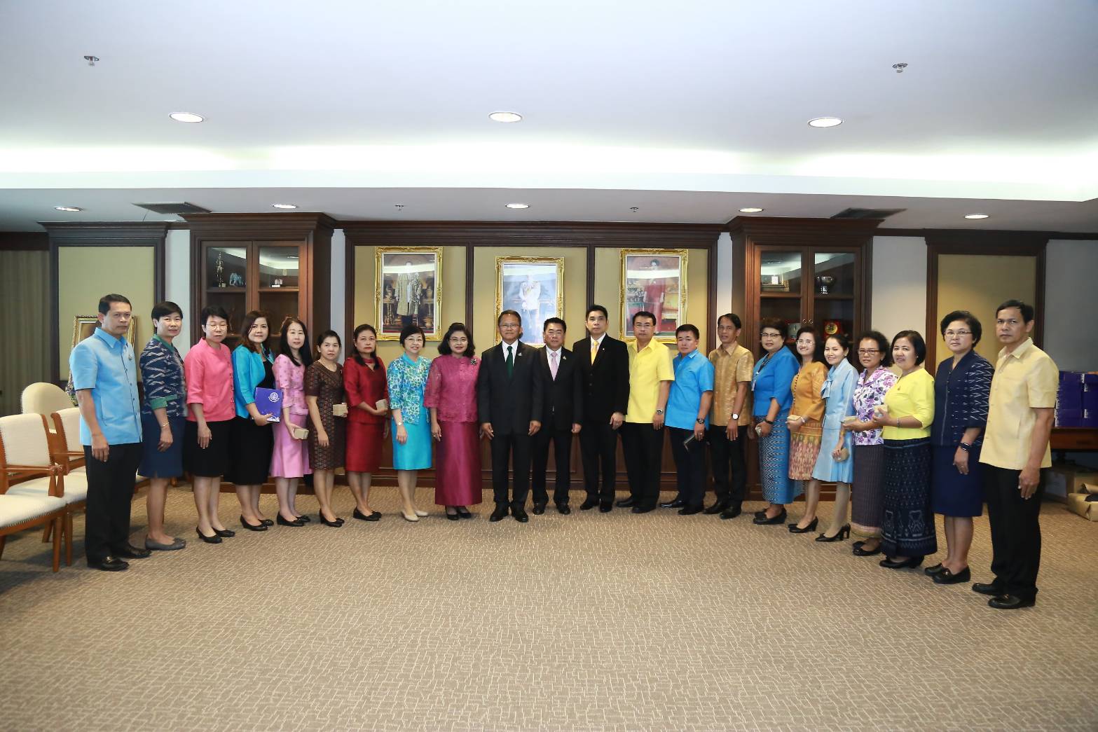 ﻿กรมบังคับคดีเข้าเยี่ยมคารวะและอวยพรปีใหม่รัฐมนตรีว่าการกระทรวงยุติธรรม
